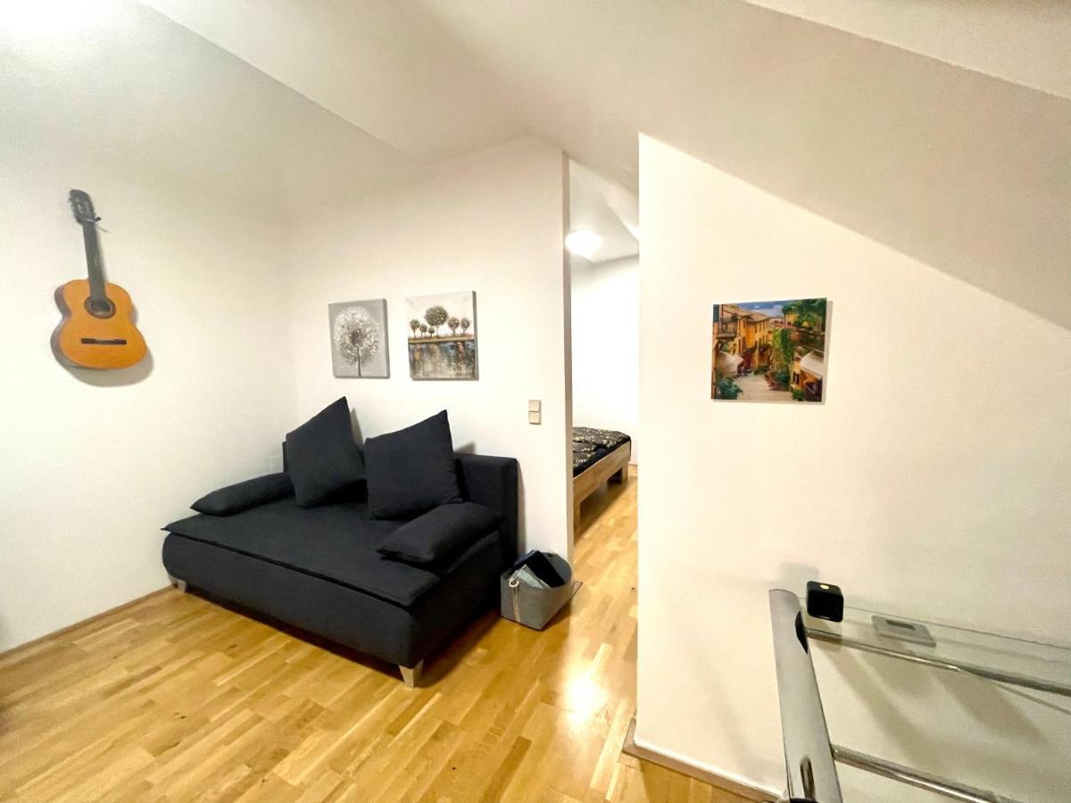 Ruhiges Dachgeschoss Cityapartment Im Zentrum Wiens Dış mekan fotoğraf